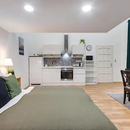 New - - Comfy Budapest